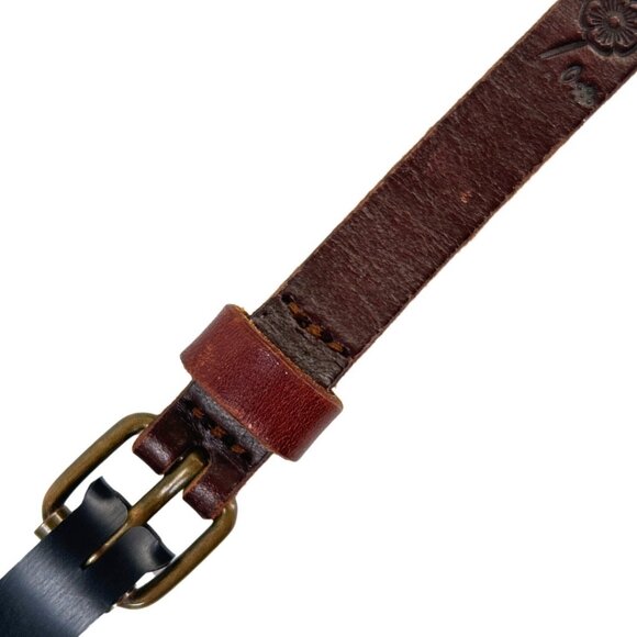 Classic Leather Belt Tooled Flower Pattern - Picture 4 of 5